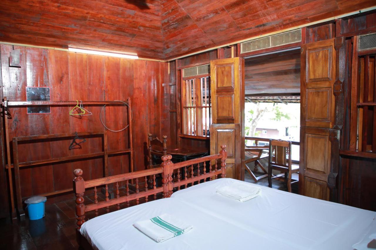 Malayalam Lake Resort Alappuzha 외부 사진