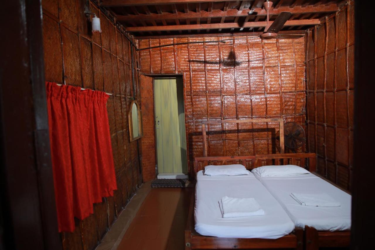 Malayalam Lake Resort Alappuzha 외부 사진