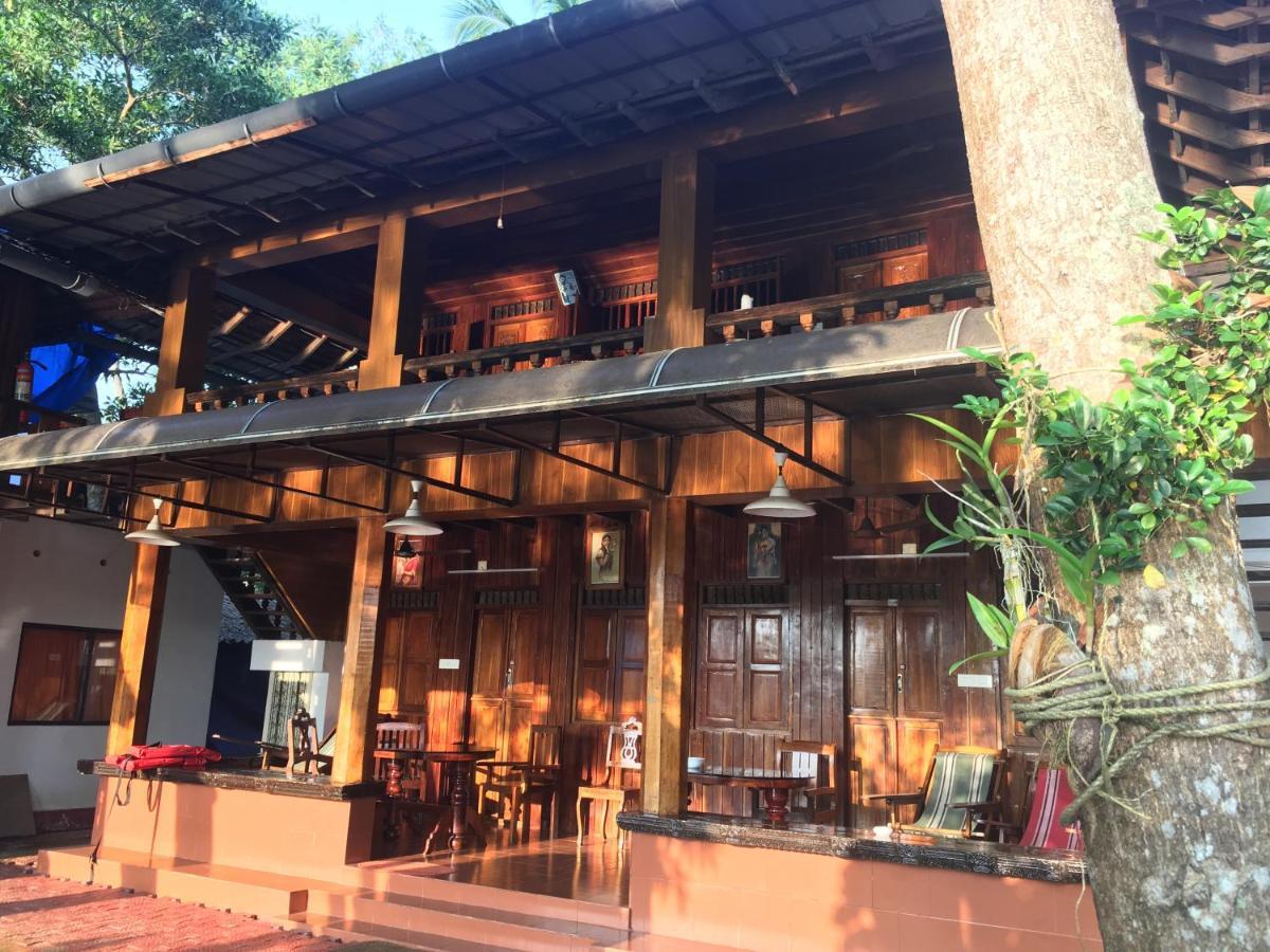 Malayalam Lake Resort Alappuzha 외부 사진